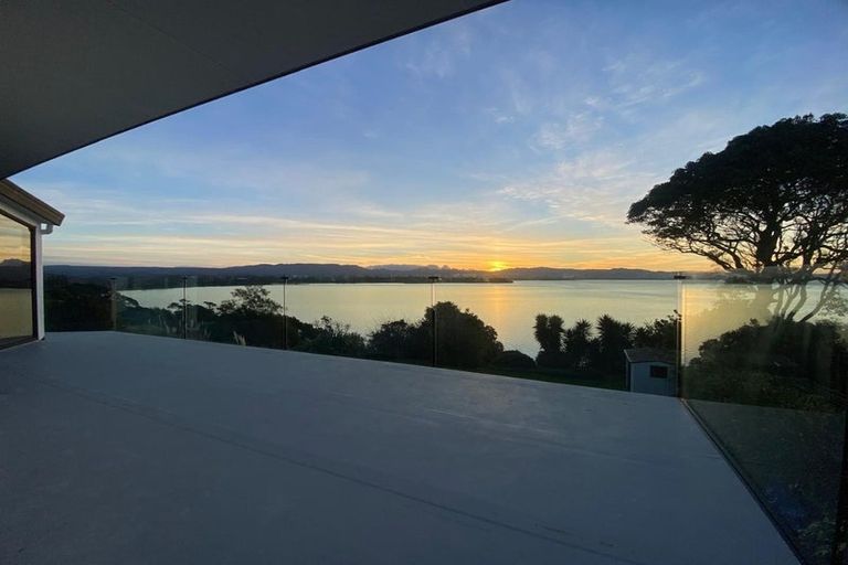 Photo of property in 1 Bramley Drive, Omokoroa, 3114