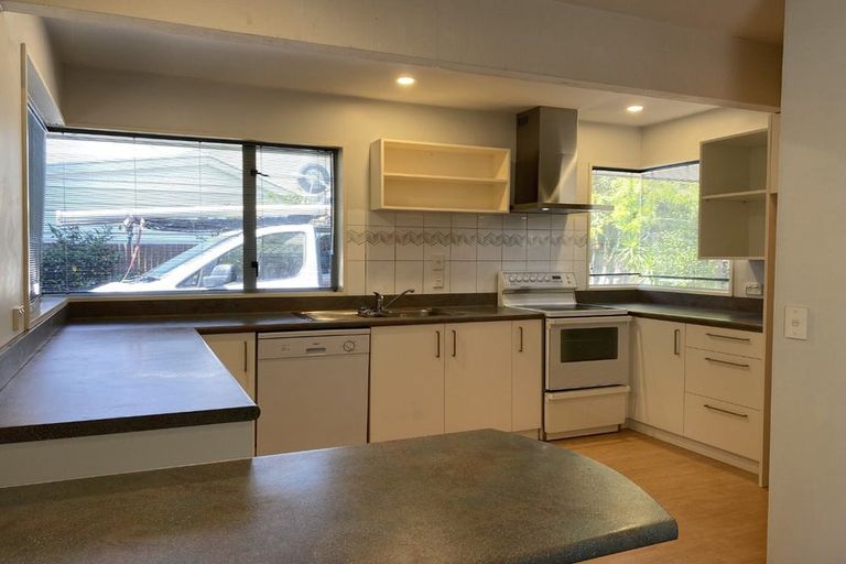 Photo of property in 1/15 Memorial Avenue, Ilam, Christchurch, 8053