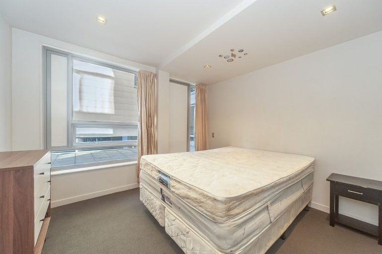 Photo of property in Monument Apartments, 2g/245 Wakefield Street, Te Aro, Wellington, 6011