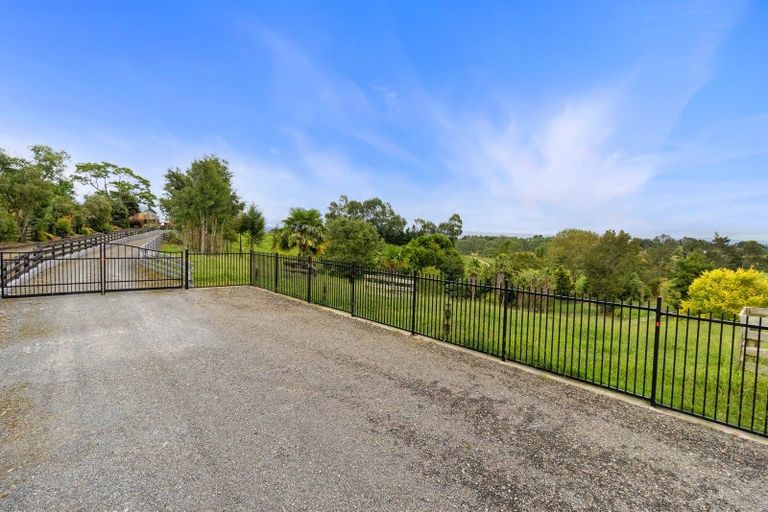 Photo of property in 800 Tuhikaramea Road, Ngahinapouri, Hamilton, 3290