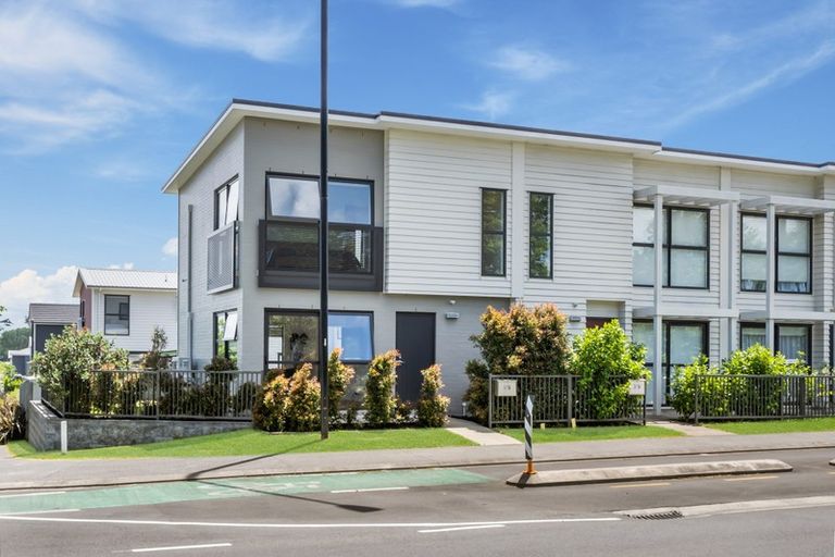 Photo of property in 1/36 Brigham Creek Road, Whenuapai, Auckland, 0618