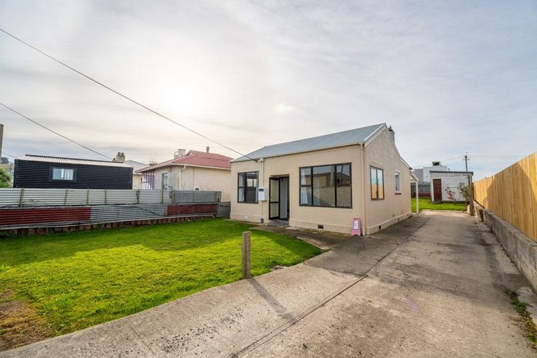 Photo of property in 2 Orwell Street, Oamaru, 9400