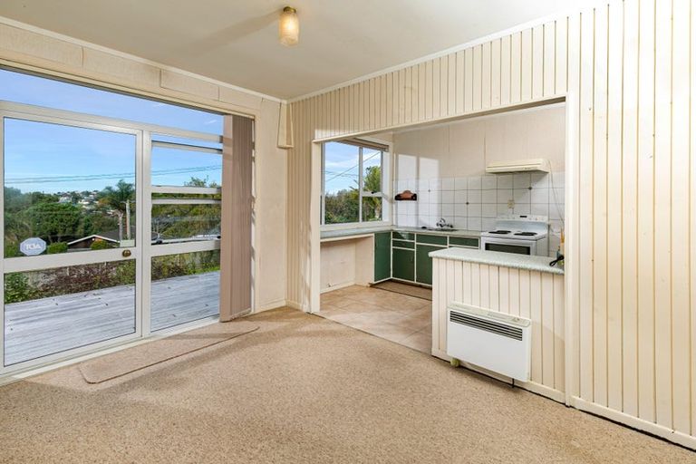 Photo of property in 69 Killarney Avenue, Torbay, Auckland, 0630