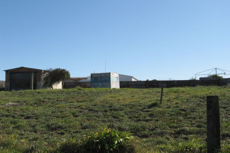 Photo of property in 46 Te Kiri Street, Himatangi Beach, Foxton, 4891