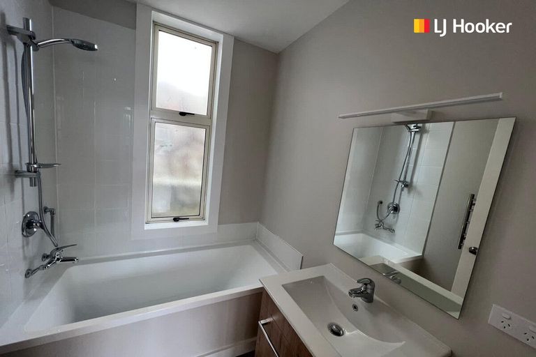 Photo of property in 51 Russell Street, Dunedin Central, Dunedin, 9016