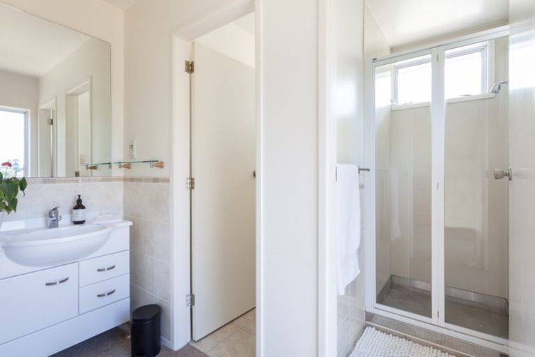 Photo of property in 73 Goods Road, Otumoetai, Tauranga, 3110