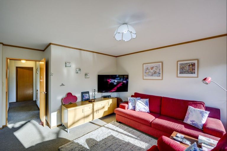 Photo of property in 1/411 Eastbourne Street East, Hastings, 4122