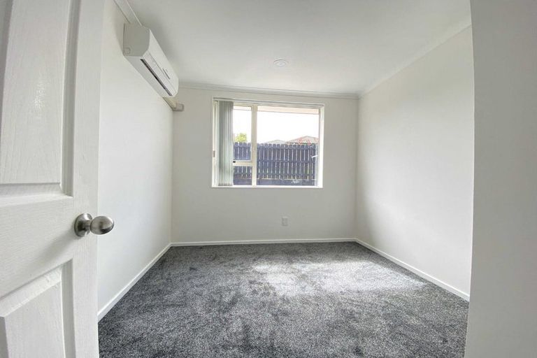 Photo of property in 25 Duckworth Road, Papakura, 2110