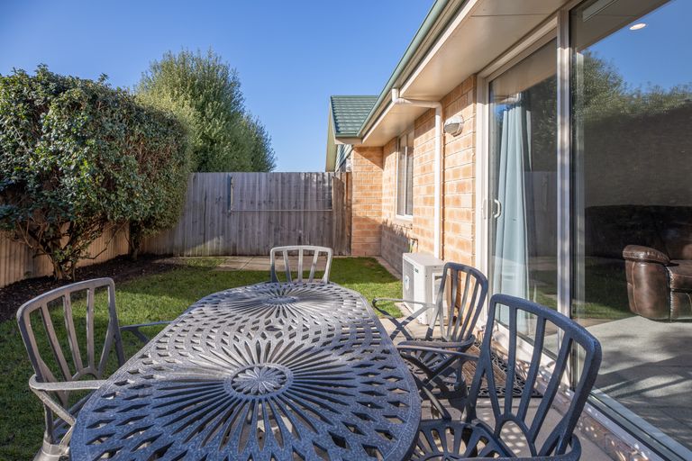 Photo of property in 24c Tika Street, Riccarton, Christchurch, 8041