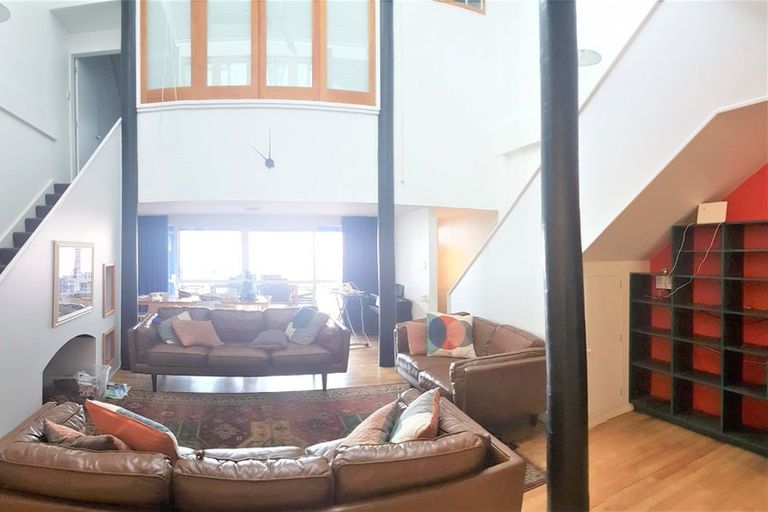 Photo of property in 2/15 Frederick Street, Te Aro, Wellington, 6011