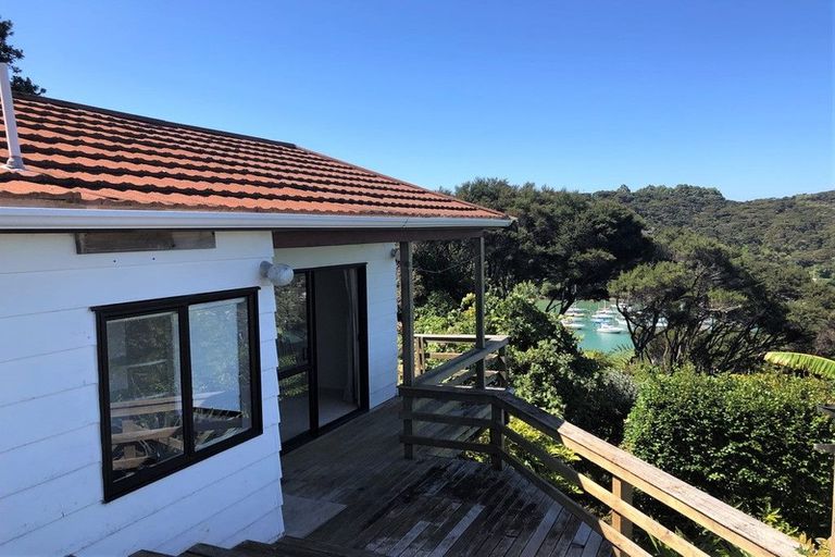 Photo of property in 99 Doves Bay Road, Kerikeri, 0294