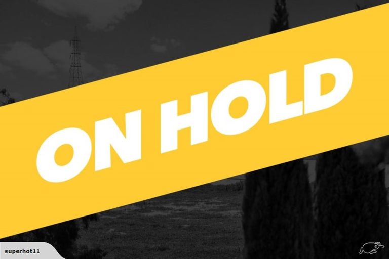 Photo of property in 8a Wairata Place, Te Atatu South, Auckland, 0610