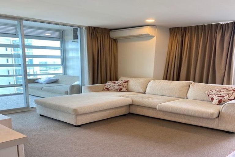 Photo of property in Proximity Apartments, 909/17 Osterley Way, Manukau, Auckland, 2104