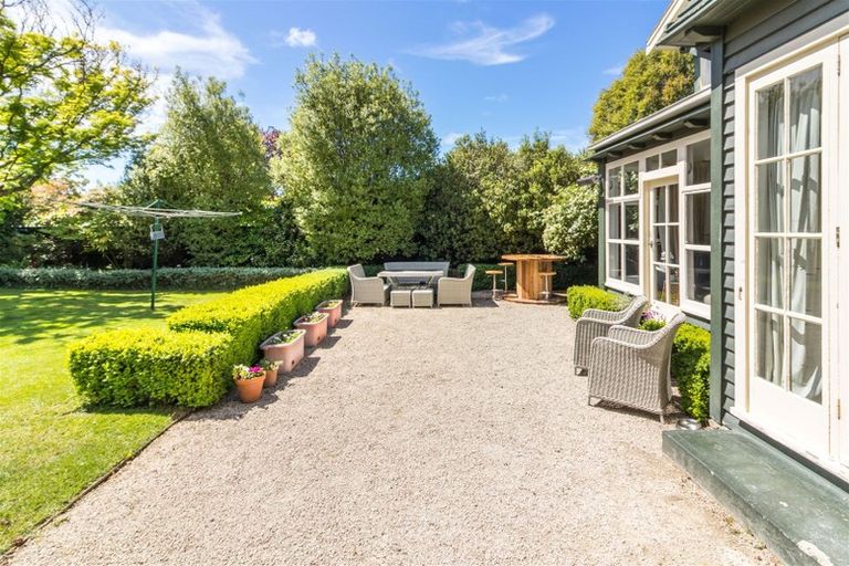 Photo of property in 55 Leinster Road, Merivale, Christchurch, 8014