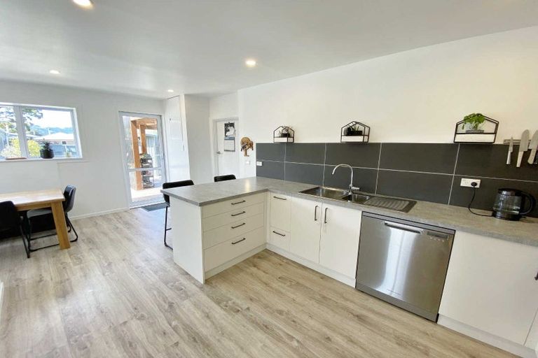 Photo of property in 11 Downing Street, Hoon Hay, Christchurch, 8025