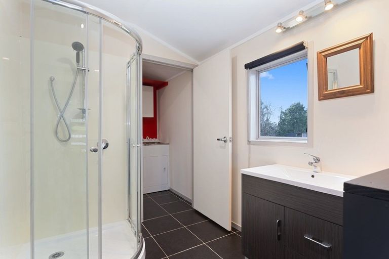 Photo of property in 24 Wilkin Street, Rotherham, 7379