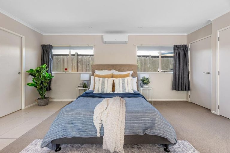 Photo of property in 11 Hinton Place, Pyes Pa, Tauranga, 3112