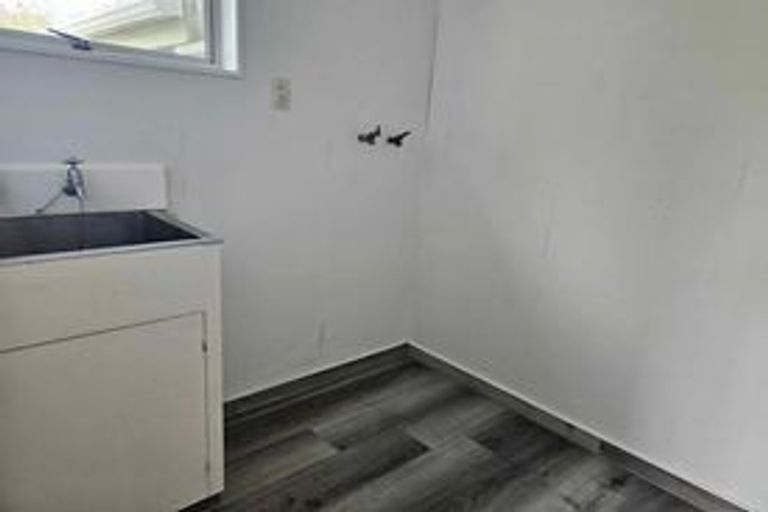 Photo of property in 90a Karaka Street, Castlecliff, Whanganui, 4501