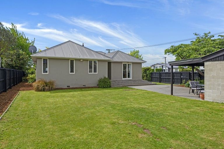 Photo of property in 59 Garreg Road, Bryndwr, Christchurch, 8052