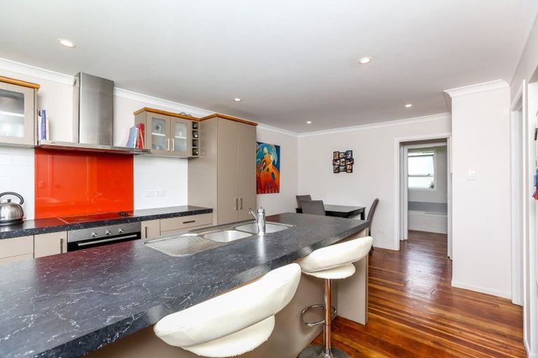 Photo of property in 5 Old South Road, Okato, 4335