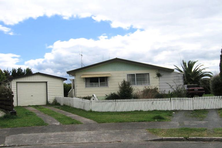 Photo of property in 13 Olivine Street, Poike, Tauranga, 3112