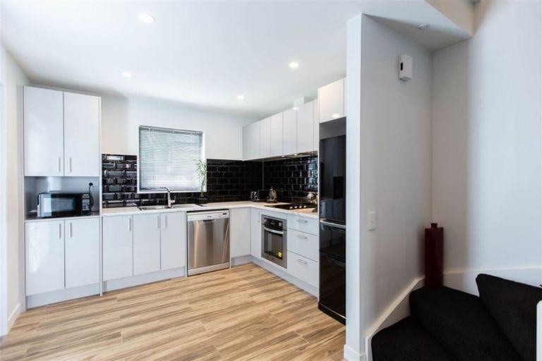 Photo of property in 3/250 Worcester Street, Christchurch Central, Christchurch, 8011