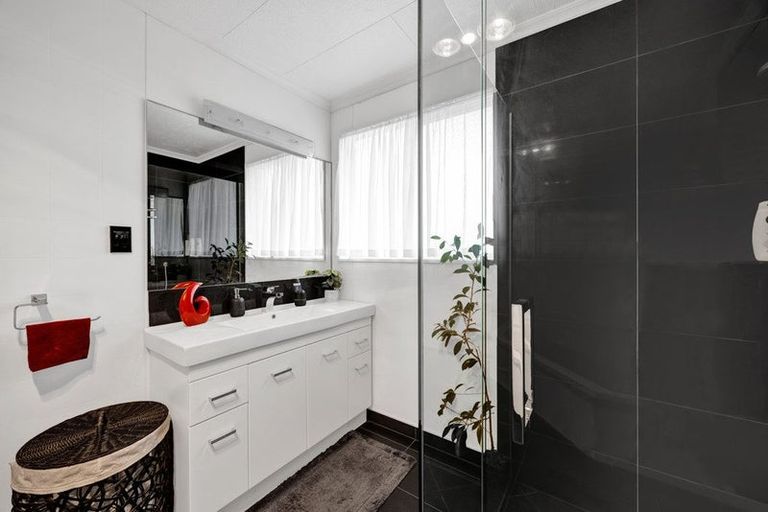 Photo of property in 17 Smeaton Road, Bell Block, New Plymouth, 4312