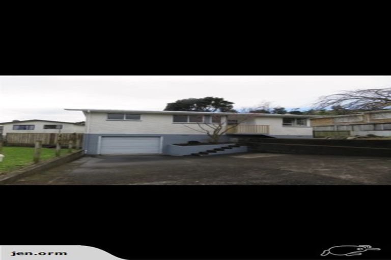 Photo of property in 1 Oawai Place, Marfell, New Plymouth, 4310