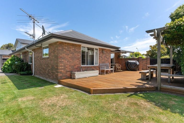 Photo of property in 15 Van Dieman Close, Templeton, Christchurch, 8042