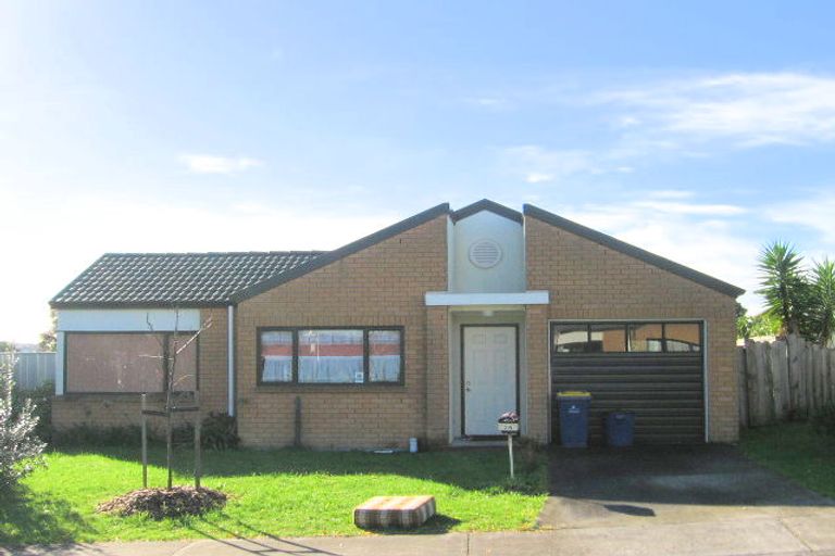 Photo of property in 28 Kona Crescent, Henderson, Auckland, 0610