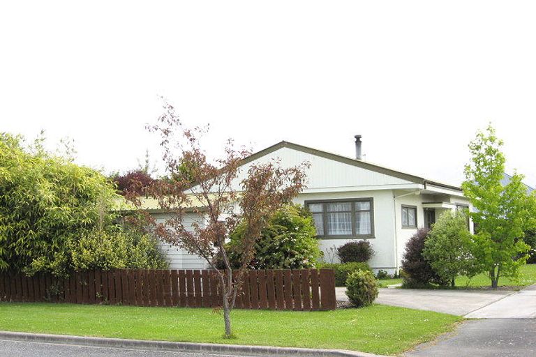 Photo of property in 15a Murray Street, Rangiora, 7400