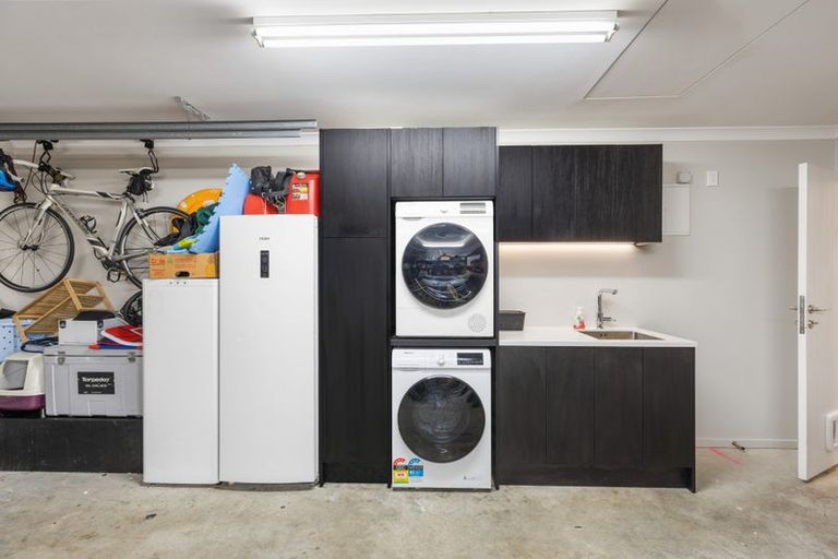 Photo of property in 18 Thurso Place, New Brighton, Christchurch, 8083