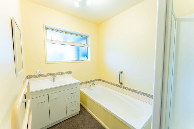 Photo of property in 2b Chateau Close, Gleniti, Timaru, 7910