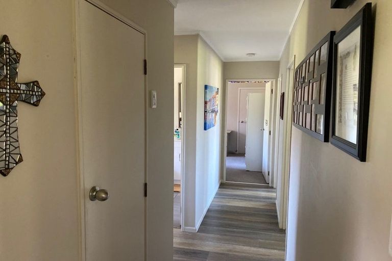 Photo of property in 10 Edgehill Place, Te Puke, 3119