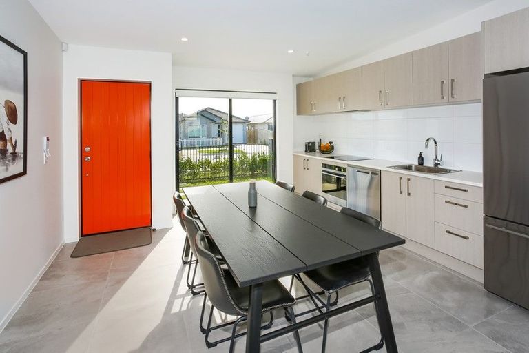 Photo of property in 12 Park Chester Road, Pukekohe, 2120