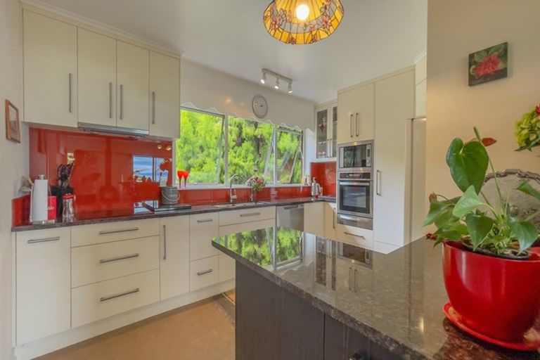 Photo of property in 530 Thames Coast Sh25 Road, Te Puru, Thames, 3575