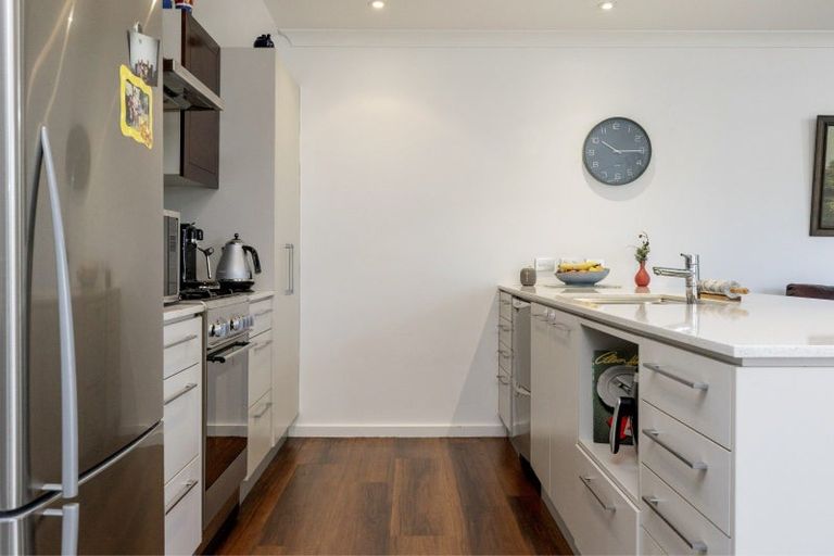 Photo of property in 49 Chateau Crescent, Rangatira Park, Taupo, 3330