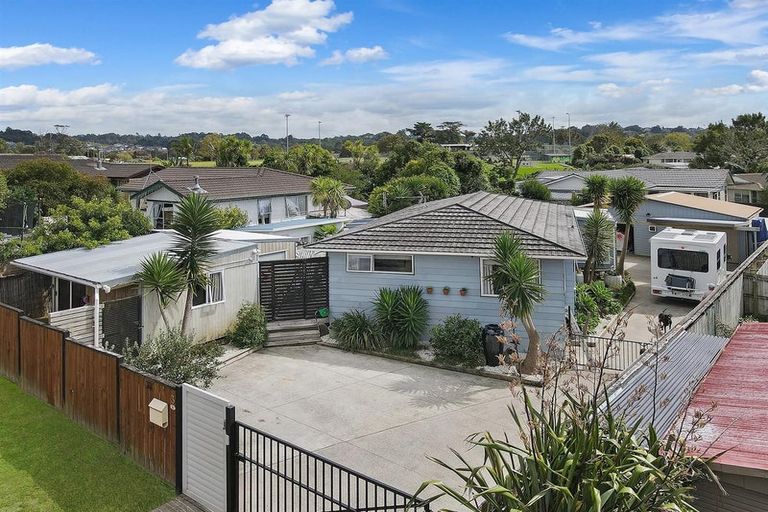 Photo of property in 3 Frostbite Place, Ranui, Auckland, 0612