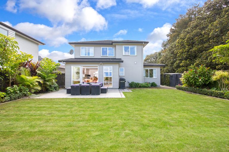 Photo of property in 11 Bellagio Way, Flat Bush, Auckland, 2019