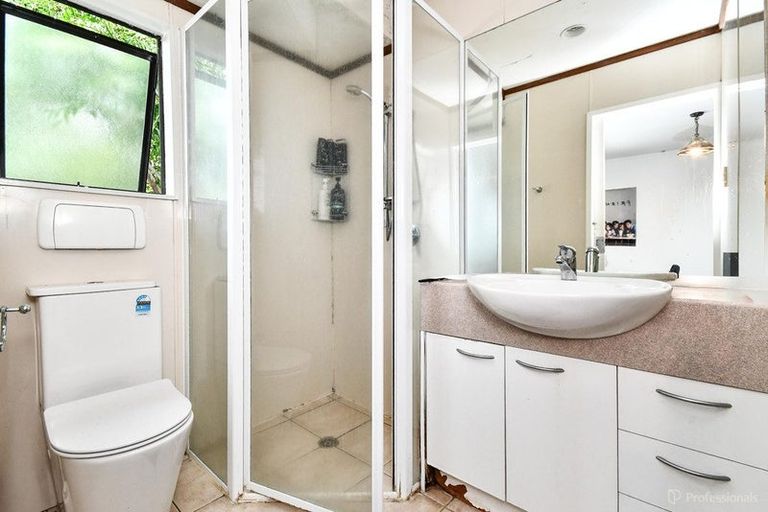 Photo of property in 35 Calluna Crescent, Totara Heights, Auckland, 2105