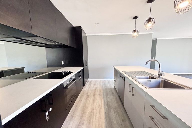 Photo of property in 3 Grovedale Square, Wainuiomata, Lower Hutt, 5014