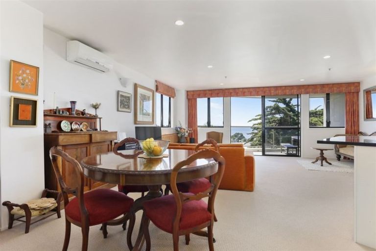 Photo of property in 3a/5 The Promenade, Takapuna, Auckland, 0622