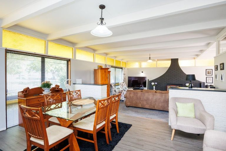 Photo of property in 36 Chippendale Crescent, Highbury, Palmerston North, 4412