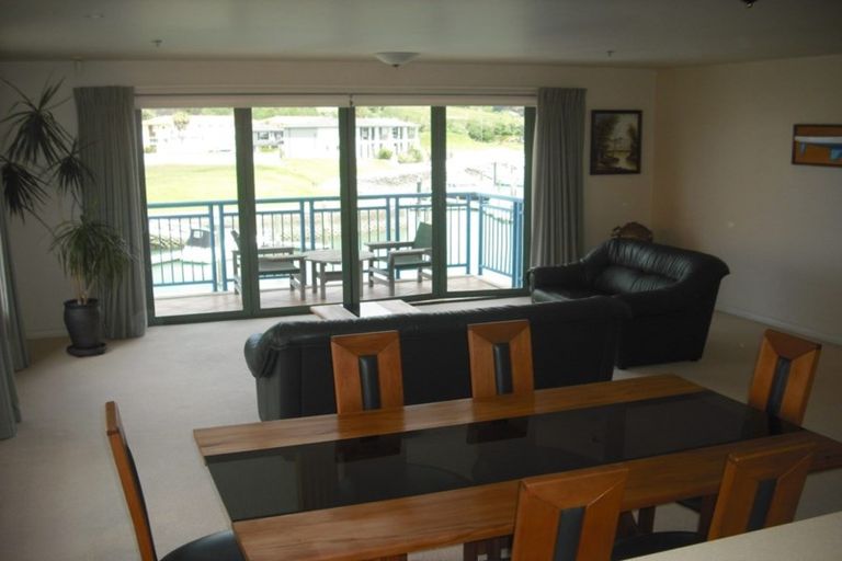 Photo of property in 52 Harbour Village Drive, Gulf Harbour, Whangaparaoa, 0930