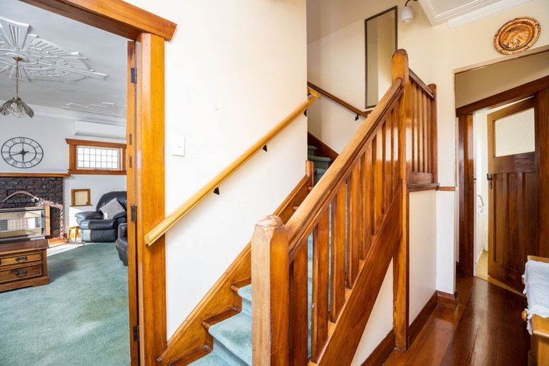 Photo of property in 37 Wallace Place, Westown, New Plymouth, 4310