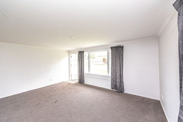 Photo of property in 19 Tongariro Street, Castlecliff, Whanganui, 4501