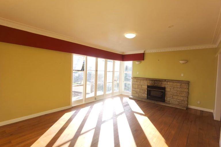 Photo of property in 27 Portadown Avenue, Pakuranga Heights, Auckland, 2010