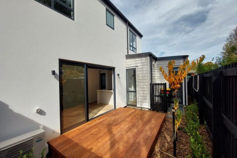 Photo of property in 3/10 Surrey Street, Linwood, Christchurch, 8062