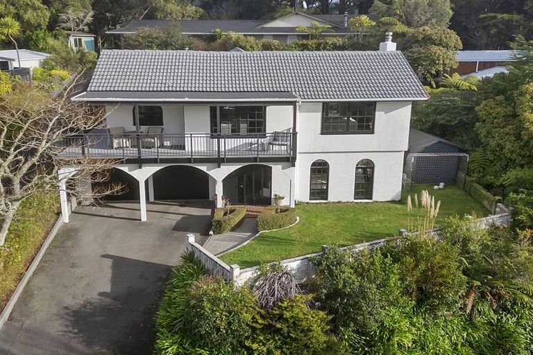 Photo of property in 62 Chatsworth Road, Silverstream, Upper Hutt, 5019