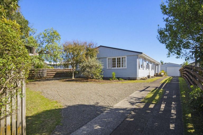 Photo of property in 6 Teoti Street, Paraparaumu Beach, Paraparaumu, 5032